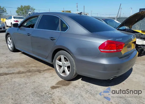 2013 Volkswagen Passat 2.5L Se from USA, damaged, VIN 1VWBP7A35DC148149